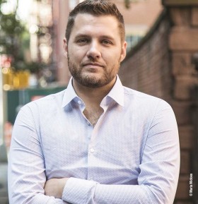 Mark Manson