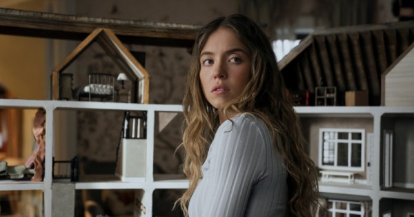 Μετά την επιτυχία της «Αγγελίας», και «Το μυστικό της καμαριέρας» γίνεται ταινία!