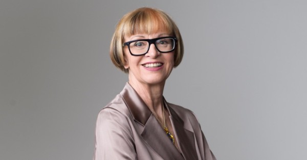 Θέλετε απλώς να προχωρήσετε ή να πετάξετε; | Η Philippa Perry στην Καθημερινή